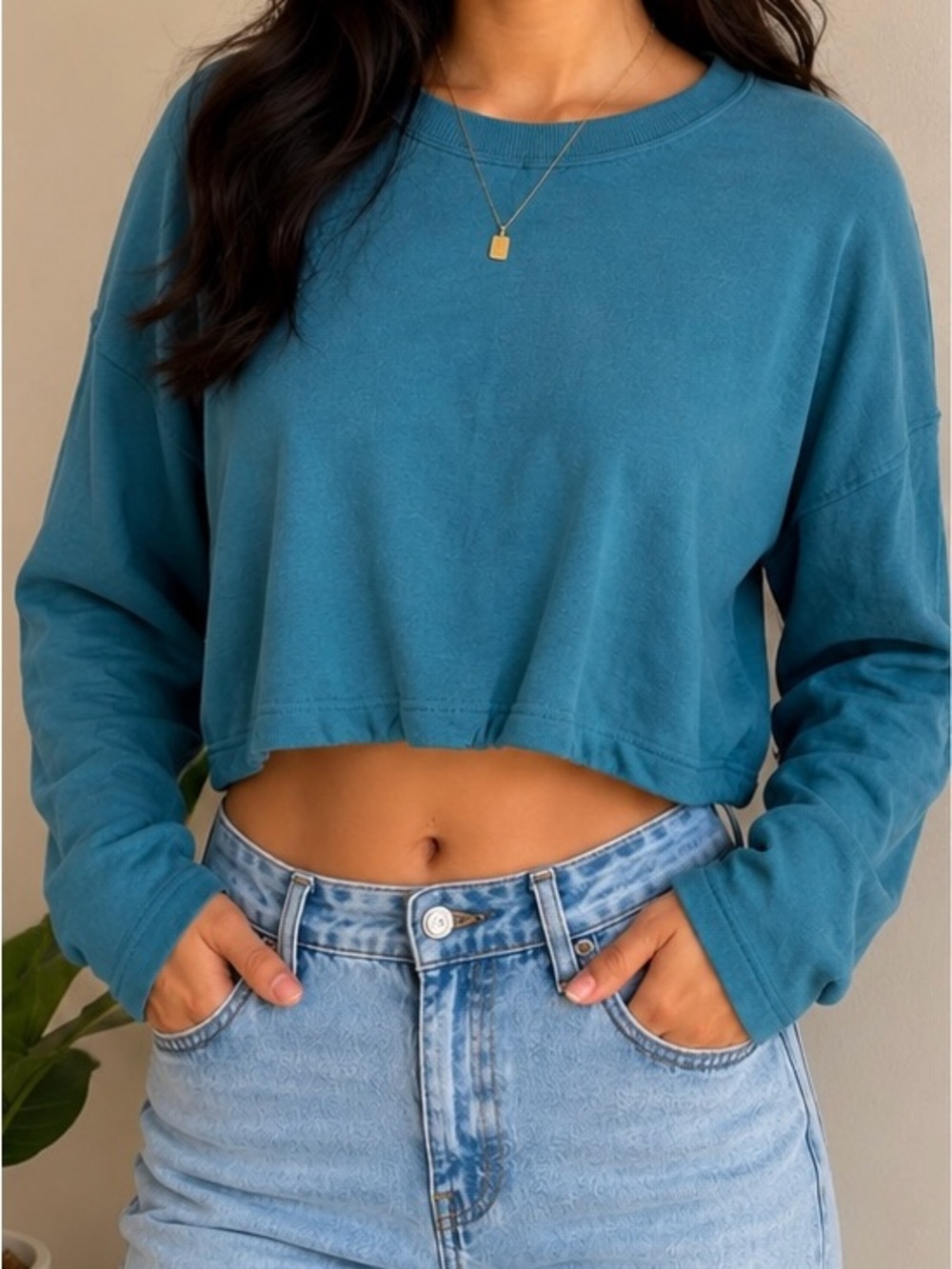 Fabletics Teal Cropped Long-Sleeve Crewneck sz Xl